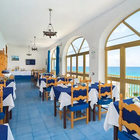Отель Regina Del Mare 2*